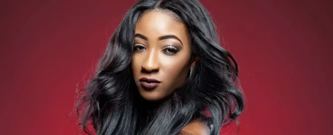 An African-American woman used a Dark & Lovely hair relaxer product.